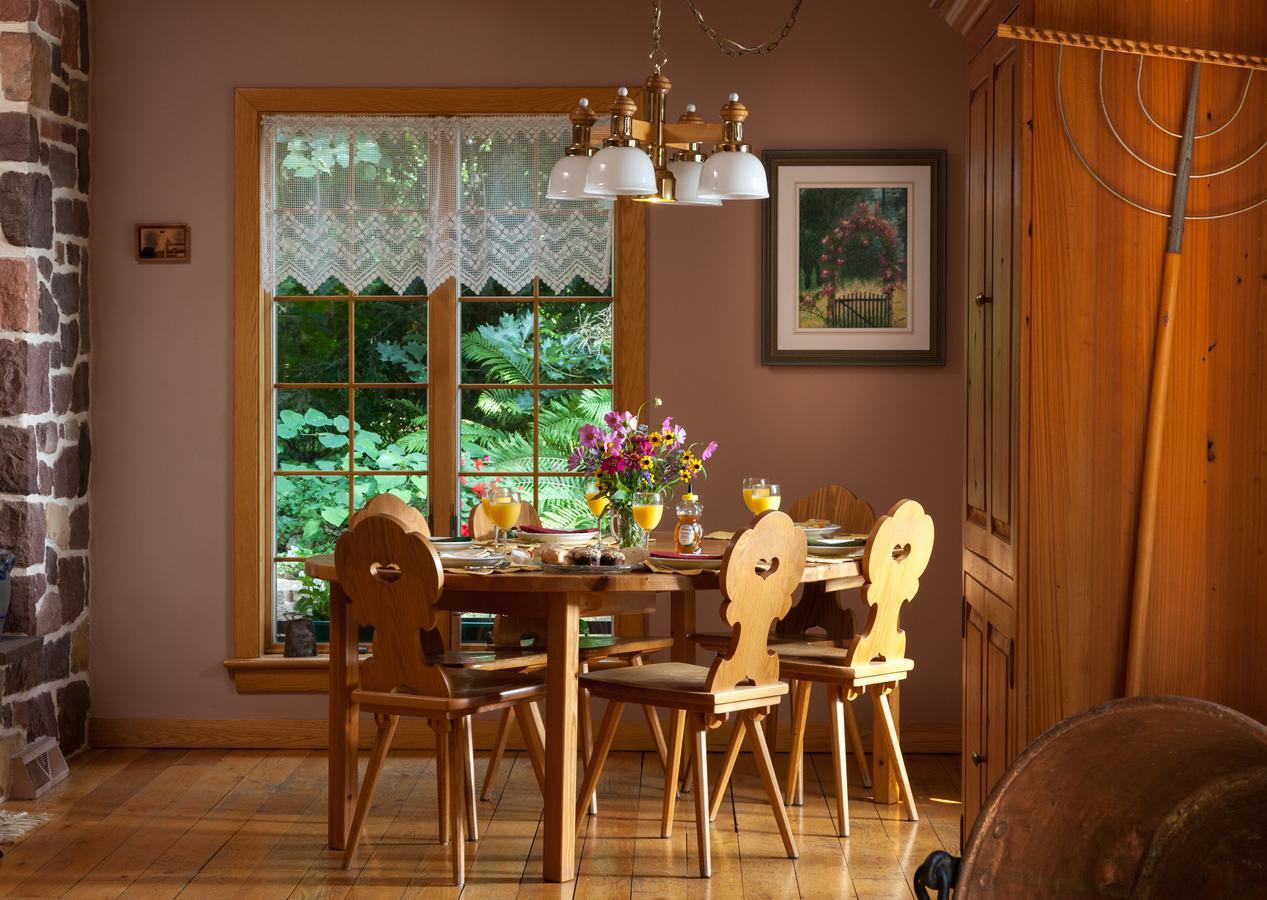 Swiss Woods Bed And Breakfast Lititz Exteriör bild