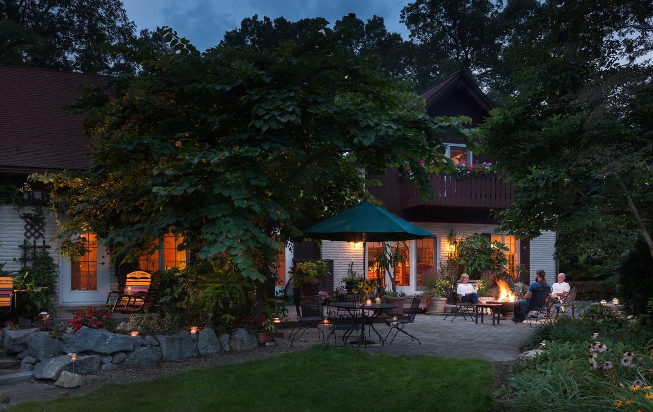 Swiss Woods Bed And Breakfast Lititz Exteriör bild